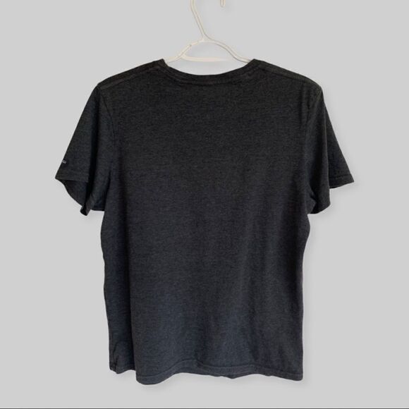 🌸3 for $30🌸 Womens Buffalo T-shirt - Picture 4 of 4